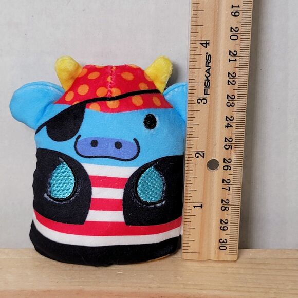 Cows vs Aliens: #031 Captain Moo - w/ tag - Picture 4 of 4